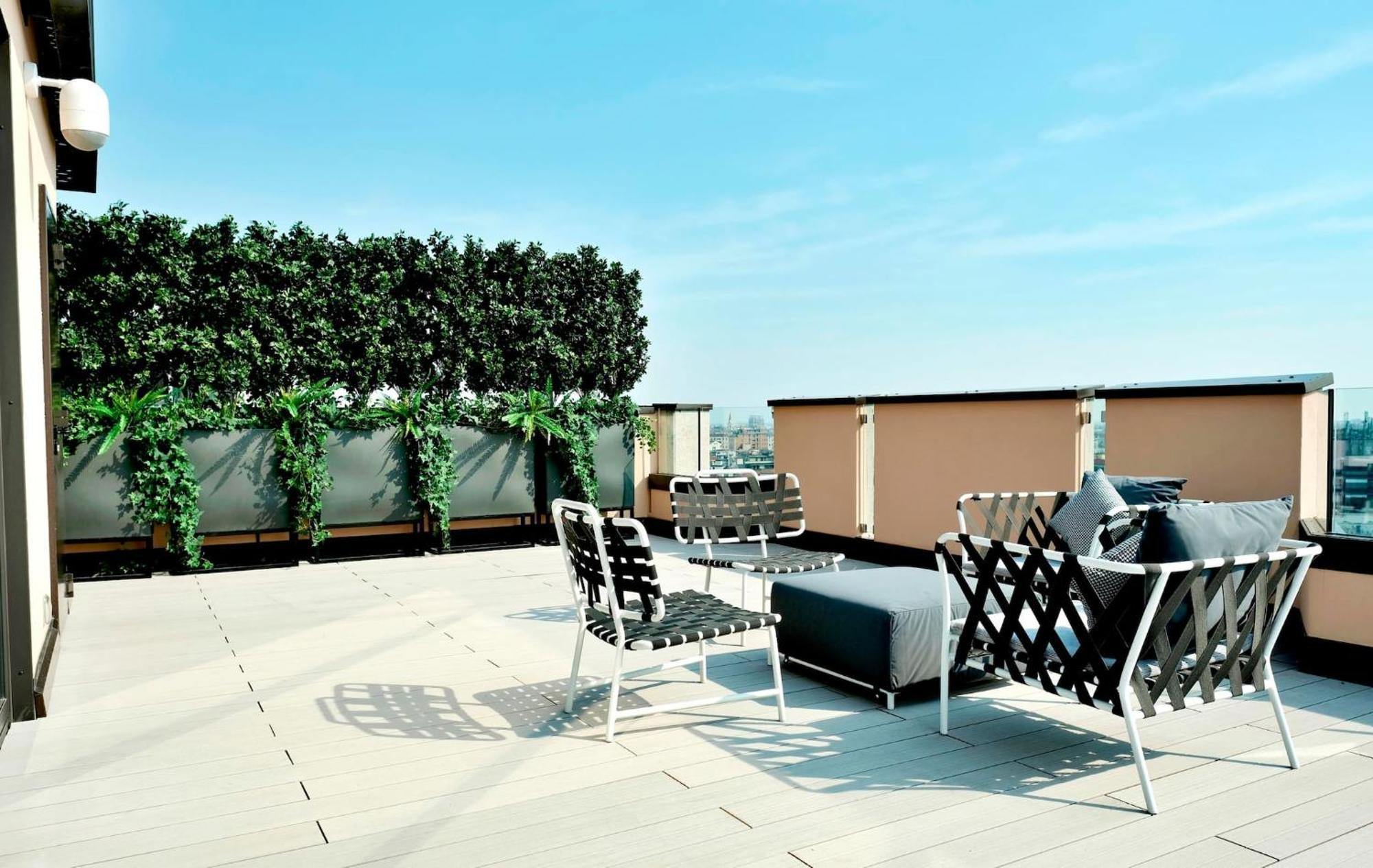 San Babila Central Tower With Panoramic Terrace Overlooking Duomo By Rentopolis Mailand Exterior foto