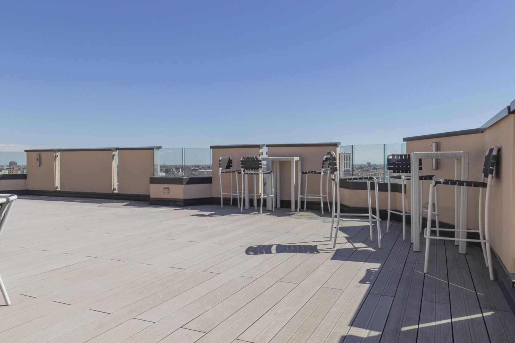 San Babila Central Tower With Panoramic Terrace Overlooking Duomo By Rentopolis Mailand Exterior foto